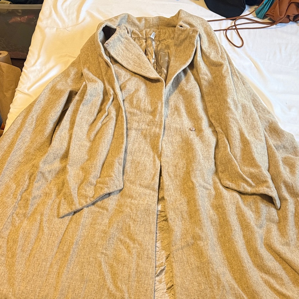 Vintage Cape